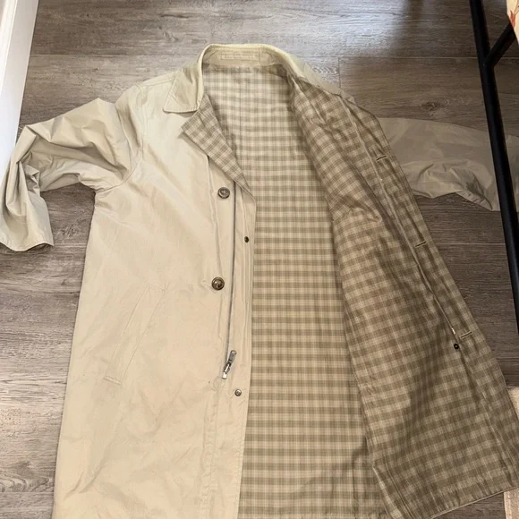 Joseph Abboud Classic Tan Trench Coat